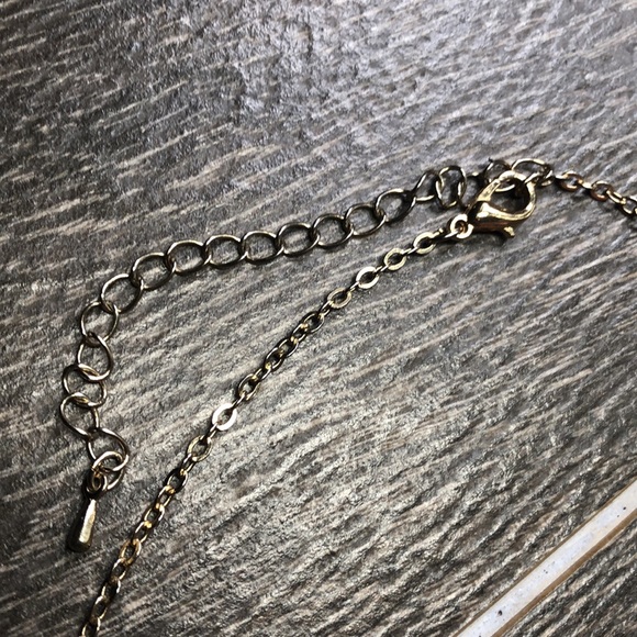 Golden Feather Quill Statement Necklace - Picture 5 of 7